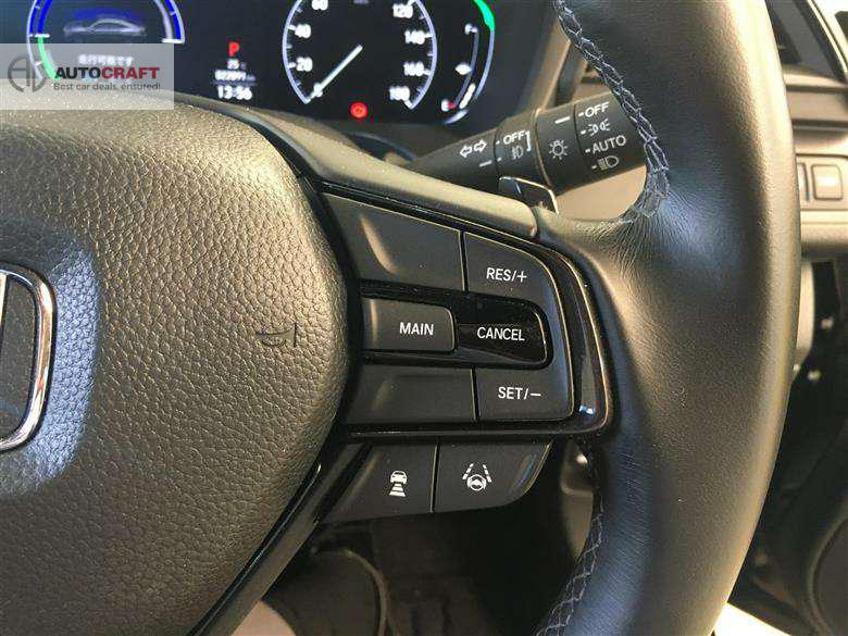 Honda Insight 2018 for Sale in Karachi Honda Insight 2018 for Sale in Karachi Image-5