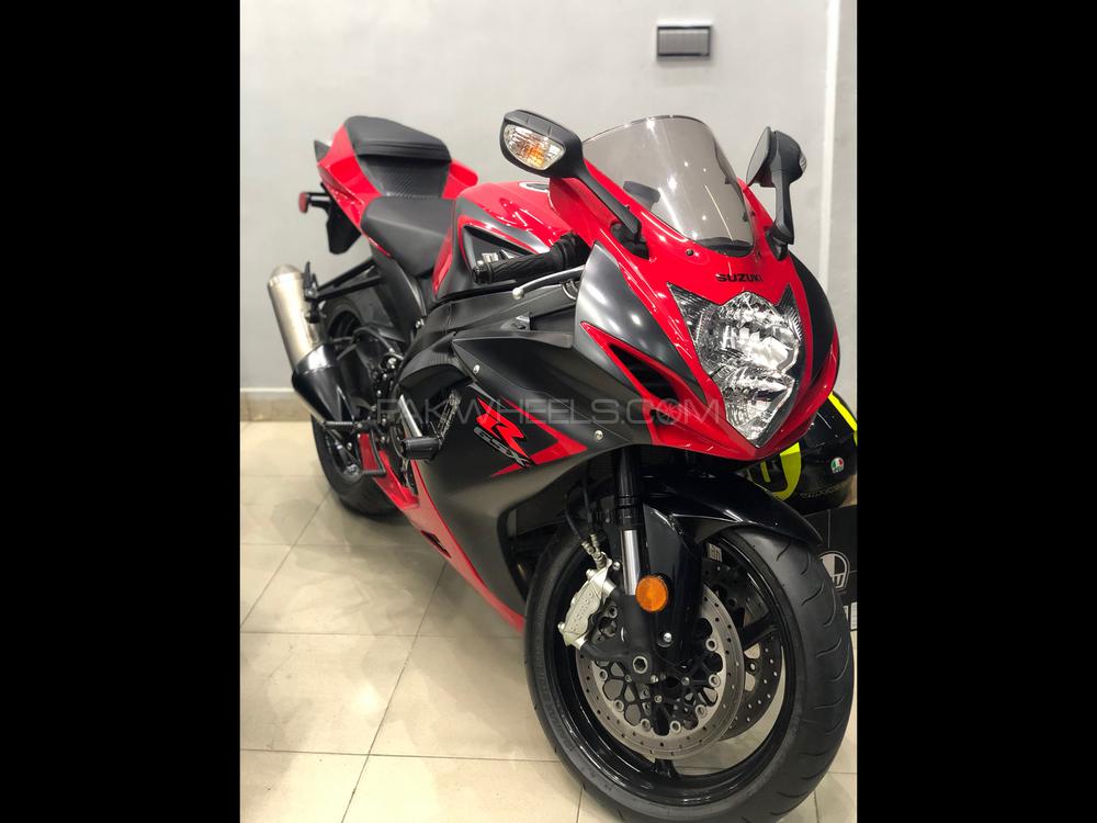 سوزوکی GSX-R600 2016 for Sale سوزوکی GSX-R600 2016 for Sale Image-2