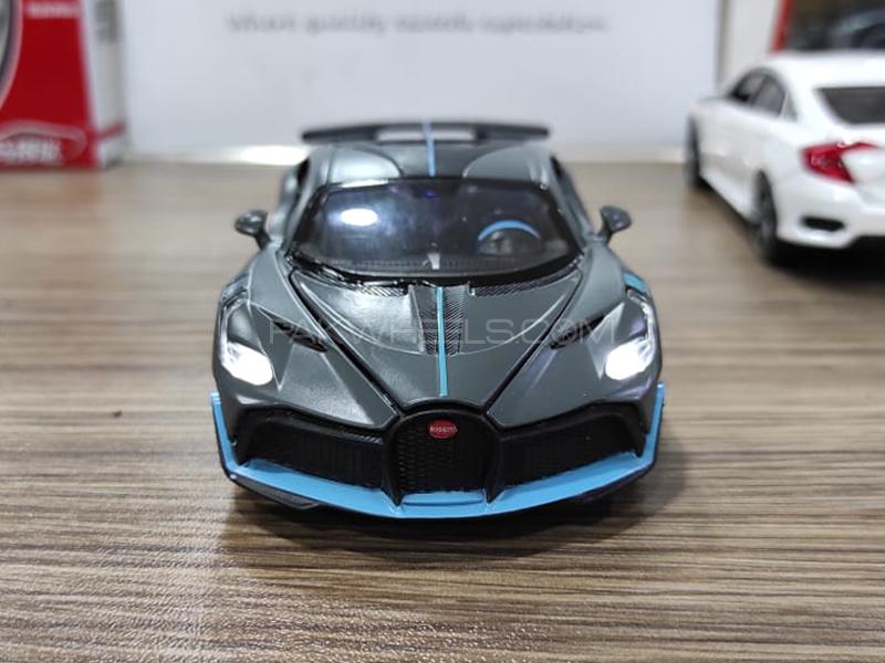 Bugatti Divo Die Cast Detailed Model Grey for sale in Lahore Image-1