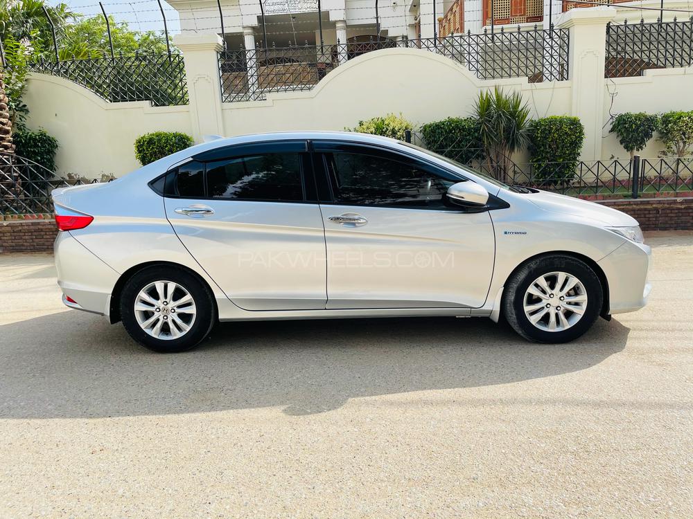 ہونڈا گریس ہائبرڈ 2014 for Sale in کراچی ہونڈا گریس ہائبرڈ 2014 for Sale in کراچی Image-6