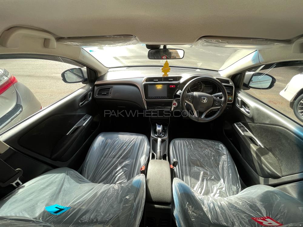 ہونڈا گریس ہائبرڈ 2014 for Sale in کراچی ہونڈا گریس ہائبرڈ 2014 for Sale in کراچی Image-7