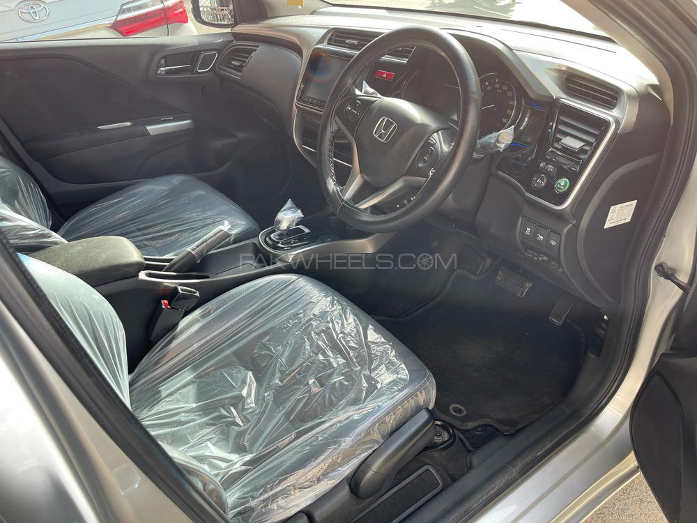 ہونڈا گریس ہائبرڈ 2014 for Sale in کراچی ہونڈا گریس ہائبرڈ 2014 for Sale in کراچی Image-8