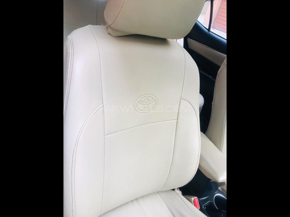 Grande-Corolla genuine leathered seats Image-1