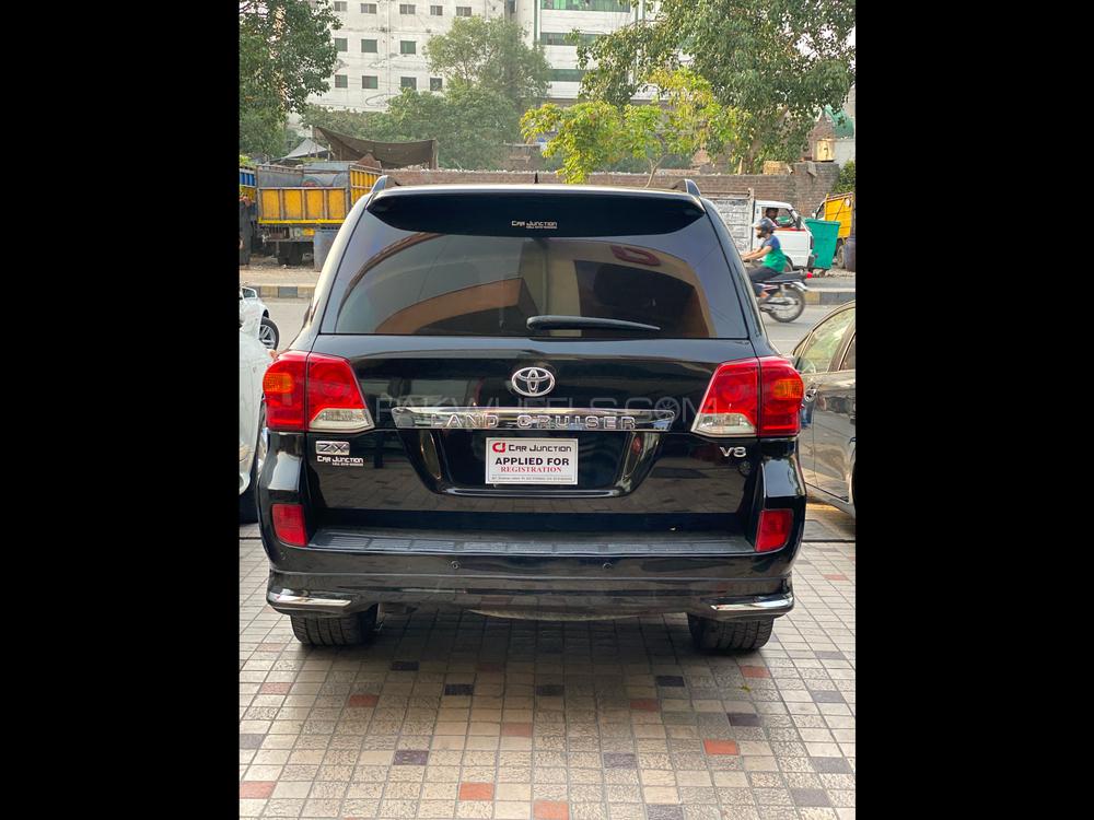 Toyota Land Cruiser 2013 for Sale in Lahore Toyota Land Cruiser 2013 for Sale in Lahore Image-5