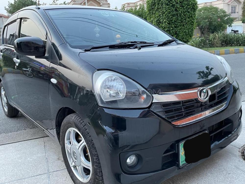 Daihatsu mira 2014