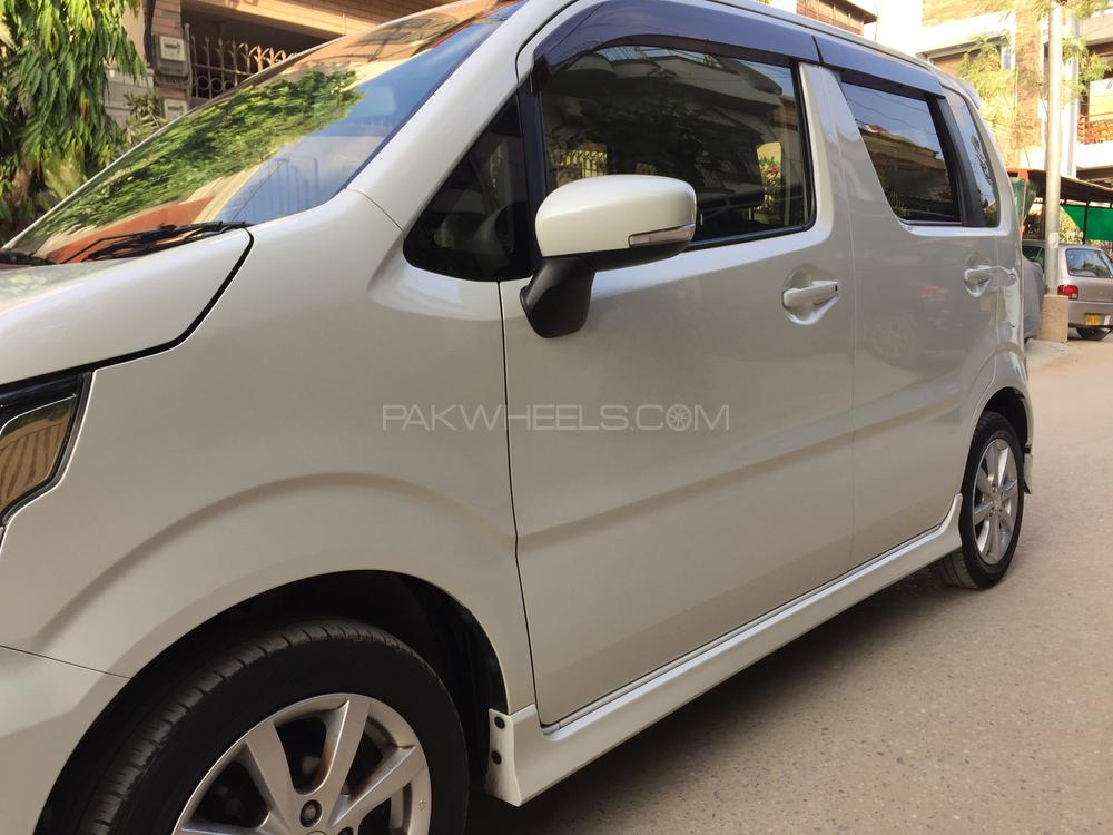 Mazda Flair 2017 for Sale in Karachi Mazda Flair 2017 for Sale in Karachi Image-2