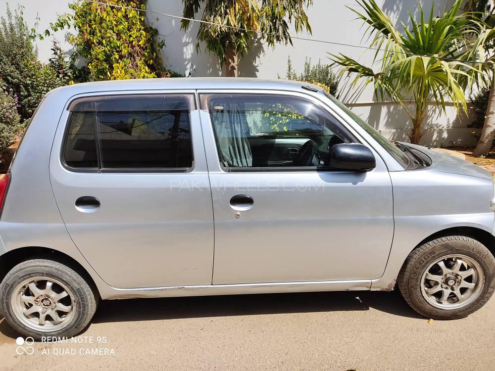 Daihatsu Esse 2008 for Sale in Karachi Image-1