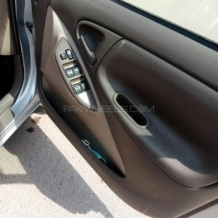 Toyota Platz 2004 for Sale in Karachi Toyota Platz 2004 for Sale in Karachi Image-10