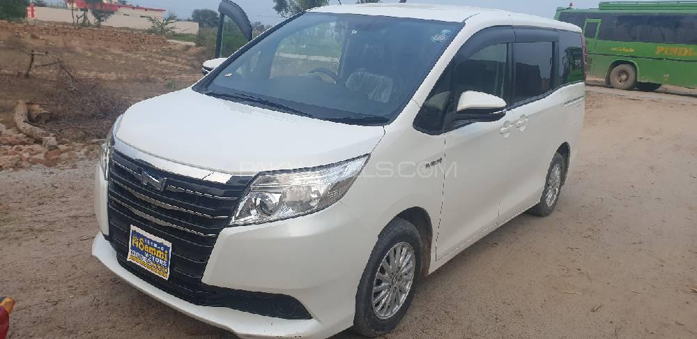Toyota Noah 2014 for Sale in Khushab Toyota Noah 2014 for Sale in Khushab Image-2