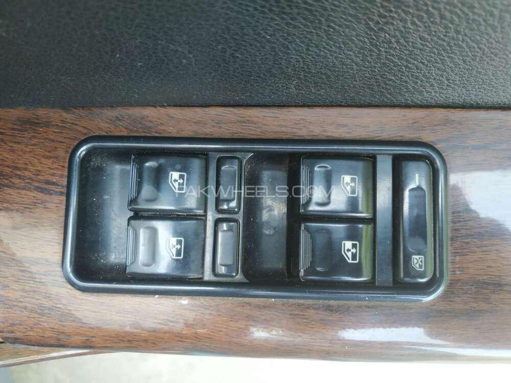 یونائیٹڈ براوو 2019 for Sale in لاہور یونائیٹڈ براوو 2019 for Sale in لاہور Image-15