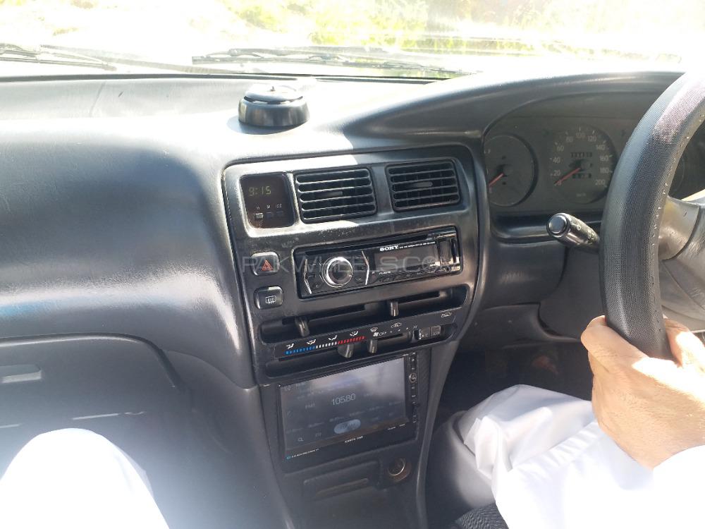 ٹویوٹا کرولا 2001 for Sale in راولاکوٹ Image-1