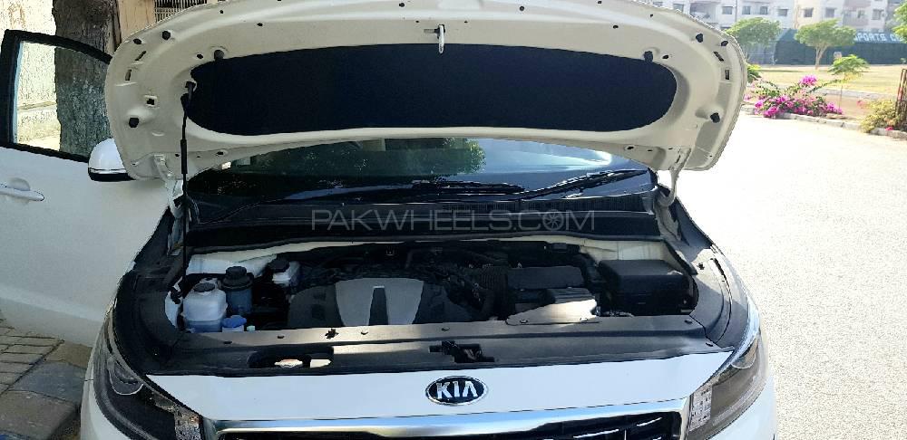 KIA Carnival 2020 for Sale in Karachi KIA Carnival 2020 for Sale in Karachi Image-3