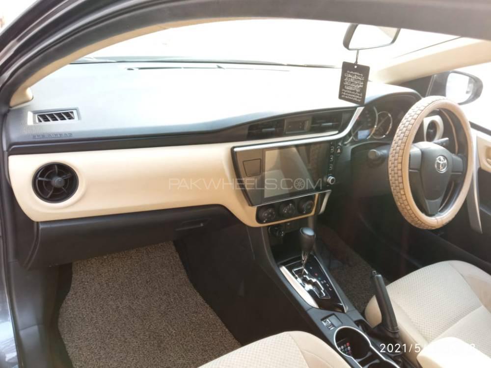 Toyota Corolla 2018 for Sale in Lahore Toyota Corolla 2018 for Sale in Lahore Image-11
