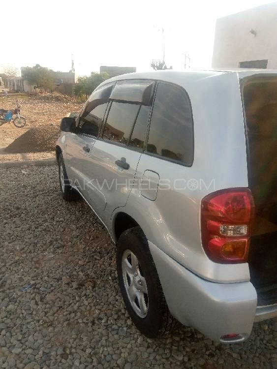 ٹویوٹا راو 4 2003 for Sale in اسلام آباد ٹویوٹا راو 4 2003 for Sale in اسلام آباد Image-2