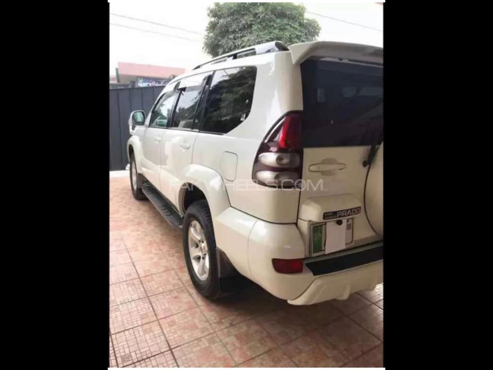 Toyota Prado 2004 for Sale in Gujranwala Toyota Prado 2004 for Sale in Gujranwala Image-7