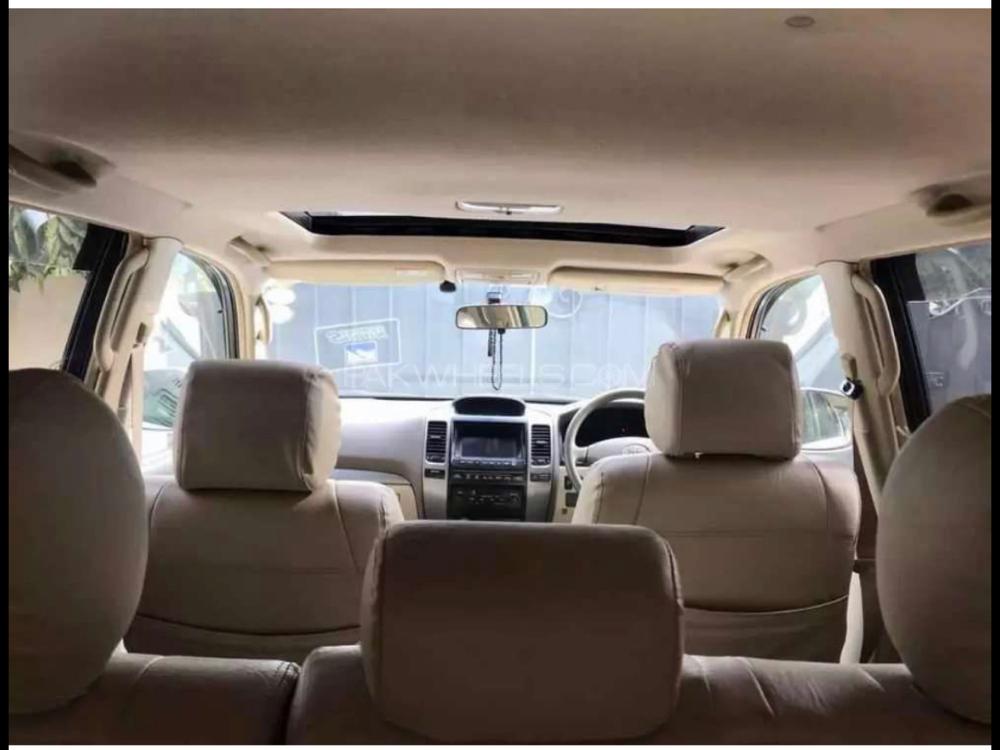 Toyota Prado 2004 for Sale in Gujranwala Toyota Prado 2004 for Sale in Gujranwala Image-13
