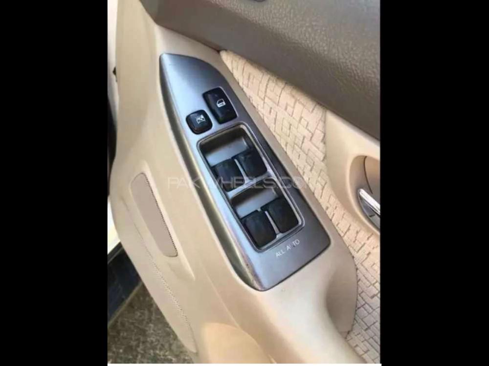 Toyota Prado 2004 for Sale in Gujranwala Toyota Prado 2004 for Sale in Gujranwala Image-14