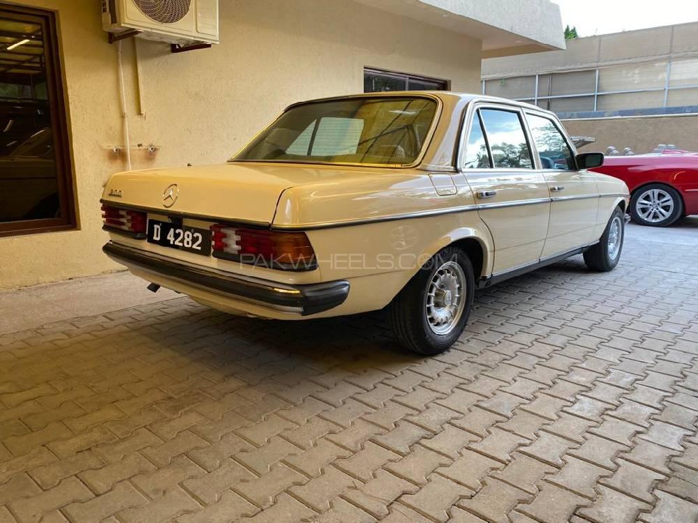 Mercedes Benz E Class 1984 for sale in Islamabad | PakWheels
