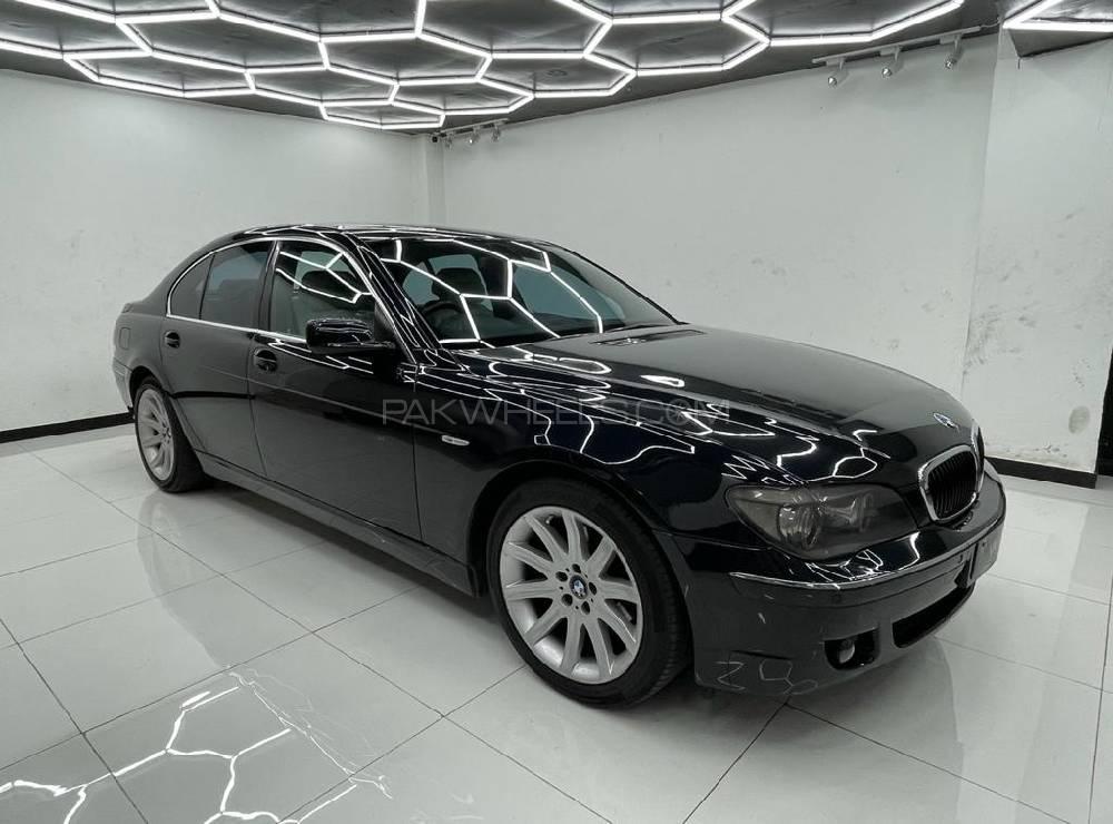 بی ایم ڈبلیو 7 سیریز 2006 for Sale in راولپنڈی بی ایم ڈبلیو 7 سیریز 2006 for Sale in راولپنڈی Image-4