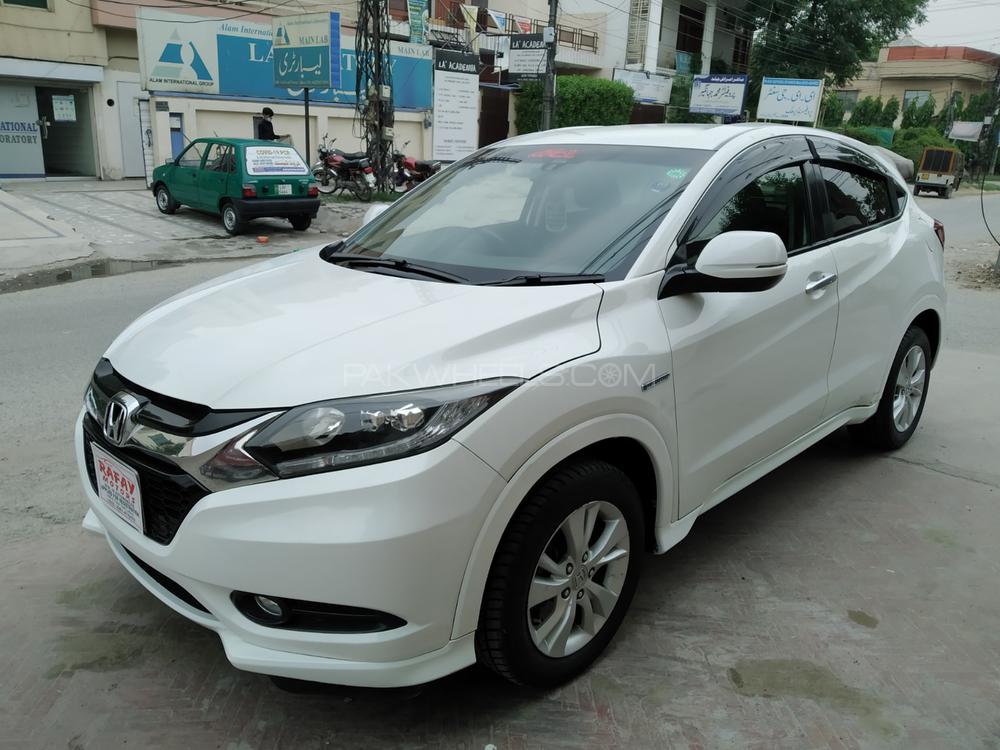 Honda vezel hybrid 2014