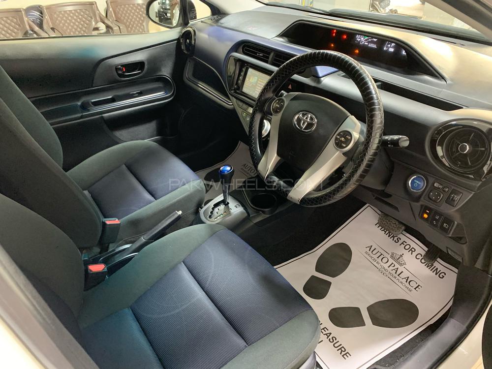 Toyota Aqua 2017 for Sale in Peshawar Toyota Aqua 2017 for Sale in Peshawar Image-11