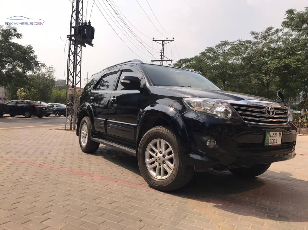 ٹویوٹا فورچیونر 2015 for Sale in لاہور ٹویوٹا فورچیونر 2015 for Sale in لاہور Image-3