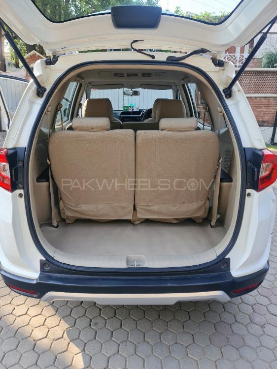 Honda BR-V 2017 for Sale in Rawalpindi Honda BR-V 2017 for Sale in Rawalpindi Image-9