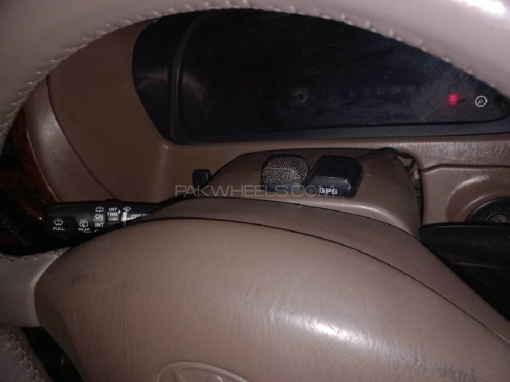 Toyota Prado 2001 for Sale in Peshawar Toyota Prado 2001 for Sale in Peshawar Image-4
