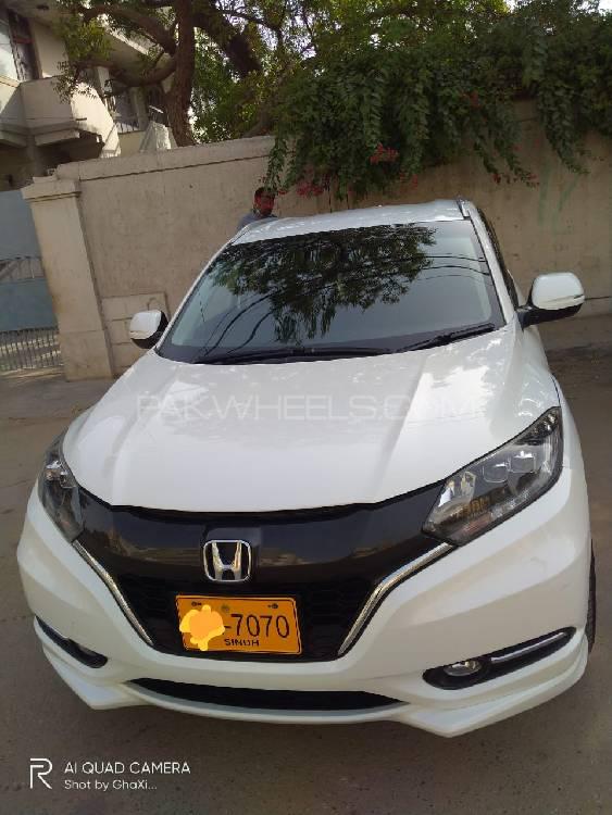 Honda Vezel 2015 for Sale in Hyderabad Honda Vezel 2015 for Sale in Hyderabad Image-9