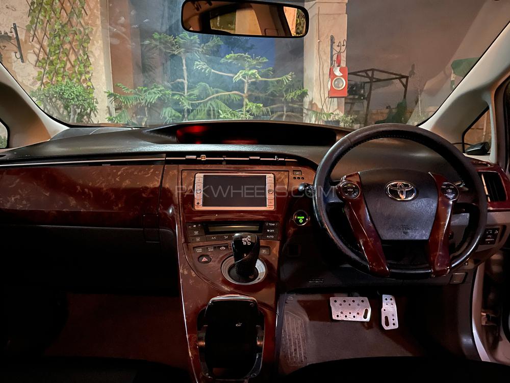 Toyota Prius 2011 for Sale in Islamabad Toyota Prius 2011 for Sale in Islamabad Image-7