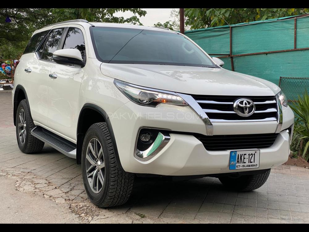 Toyota Fortuner 2018 for Sale in Islamabad Image-1