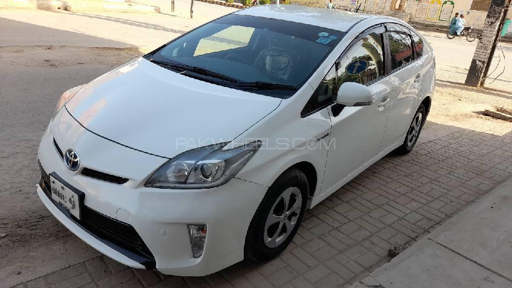 ٹویوٹا پریوس 2012 for Sale in ڈیرہ غازی خان Image-1