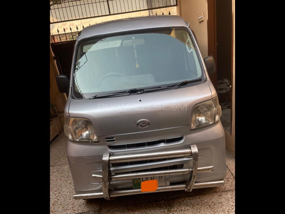 Daihatsu Hijet 2011 for Sale in Samanabad Image-1