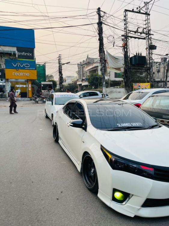 Toyota Corolla - 2015  Image-1