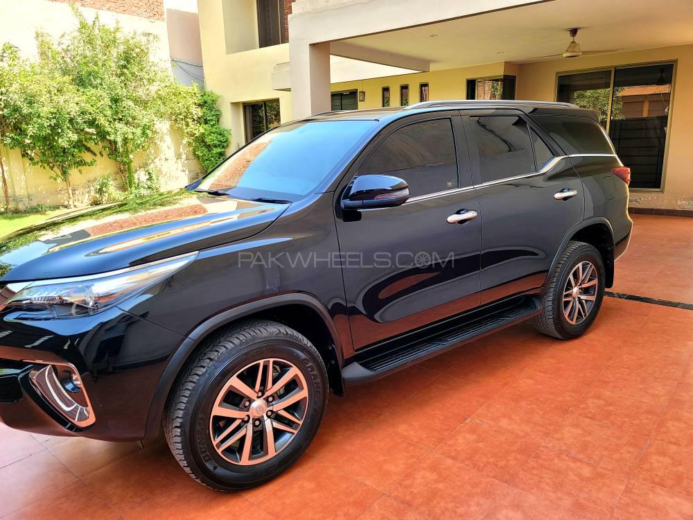 Toyota Fortuner 2020 for Sale in Multan Toyota Fortuner 2020 for Sale in Multan Image-8
