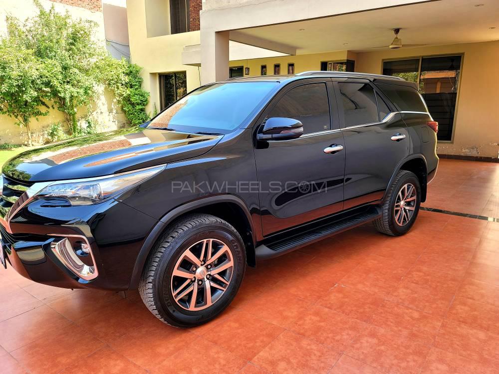 Toyota Fortuner 2020 for Sale in Multan Toyota Fortuner 2020 for Sale in Multan Image-7