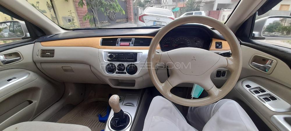 Mitsubishi Lancer 2004 for Sale in Islamabad Mitsubishi Lancer 2004 for Sale in Islamabad Image-9