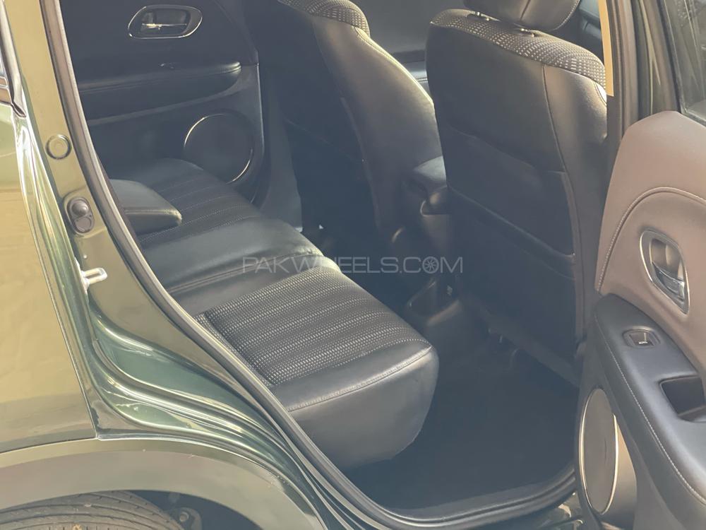 Honda Vezel 2016 for Sale in Islamabad Honda Vezel 2016 for Sale in Islamabad Image-10