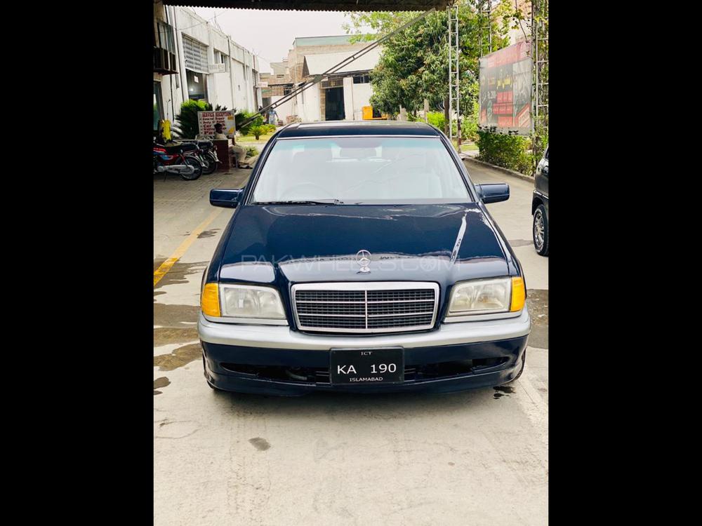 Mercedes Benz C Class 1999 for Sale in Mardan Image-1