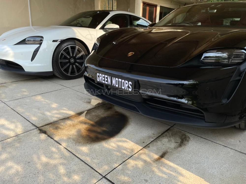 Porsche Taycan 2021 for Sale in Lahore Porsche Taycan 2021 for Sale in Lahore Image-10