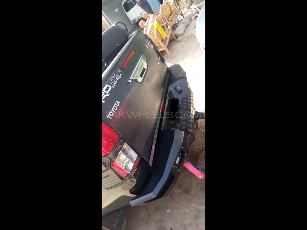 Toyota Hilux 2017 for Sale in Karachi Toyota Hilux 2017 for Sale in Karachi Image-5
