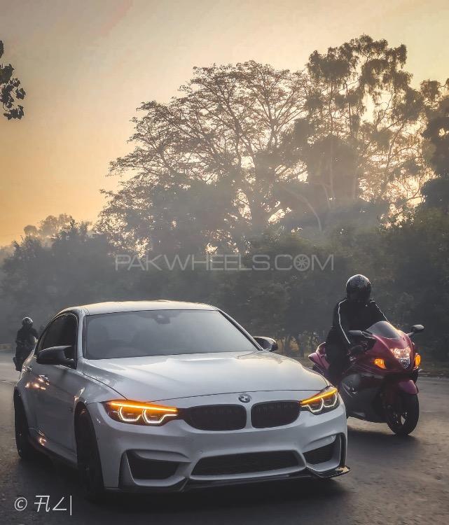 BMW 3 Series - 2016  Image-1