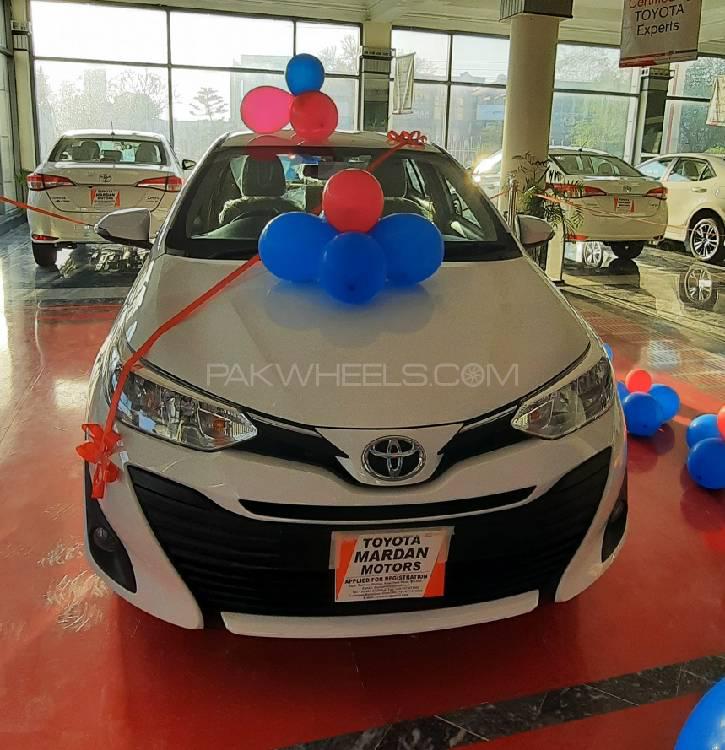 Toyota Corolla 2021 for Sale in Peshawar Image-1