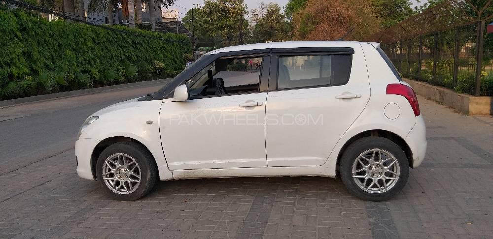 Suzuki Swift 2012 for Sale in Lahore Suzuki Swift 2012 for Sale in Lahore Image-5