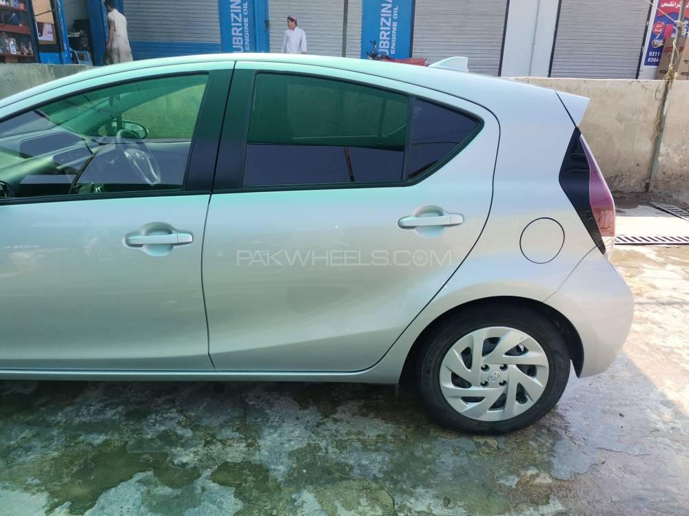 Toyota Aqua 2016 for Sale in Peshawar Toyota Aqua 2016 for Sale in Peshawar Image-4