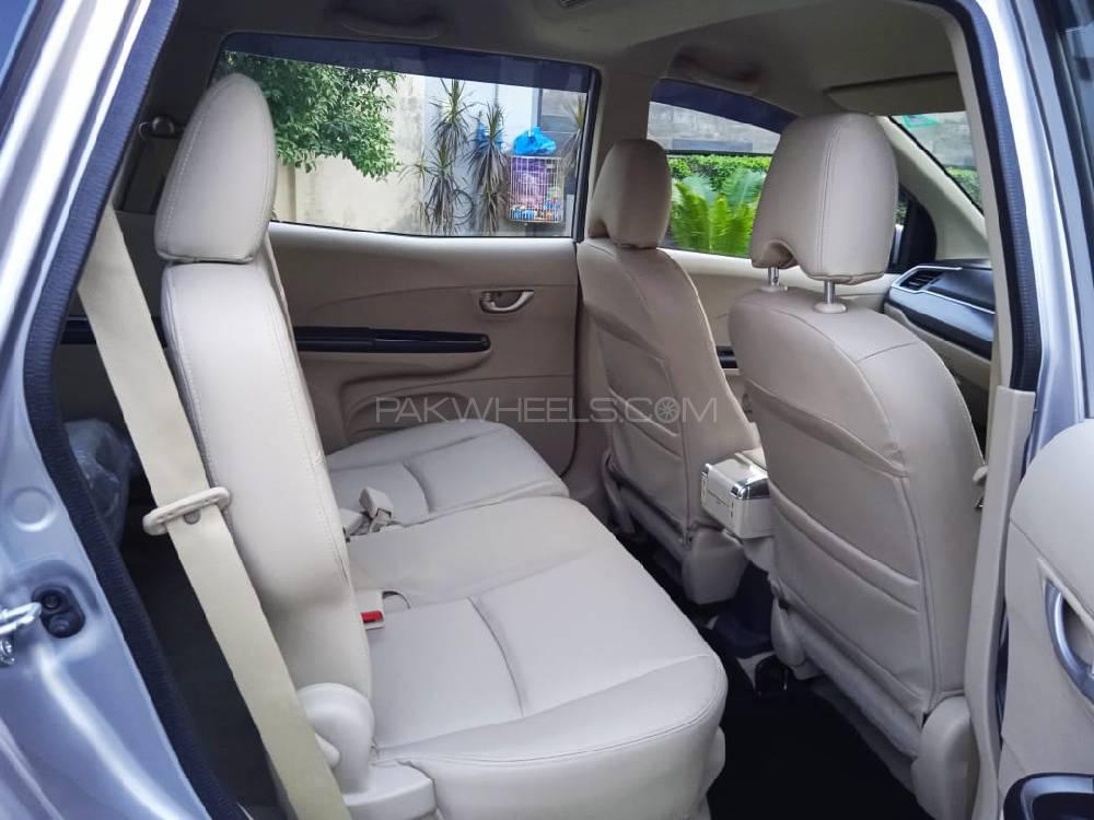 Honda BR-V 2018 for Sale in Lahore Honda BR-V 2018 for Sale in Lahore Image-10