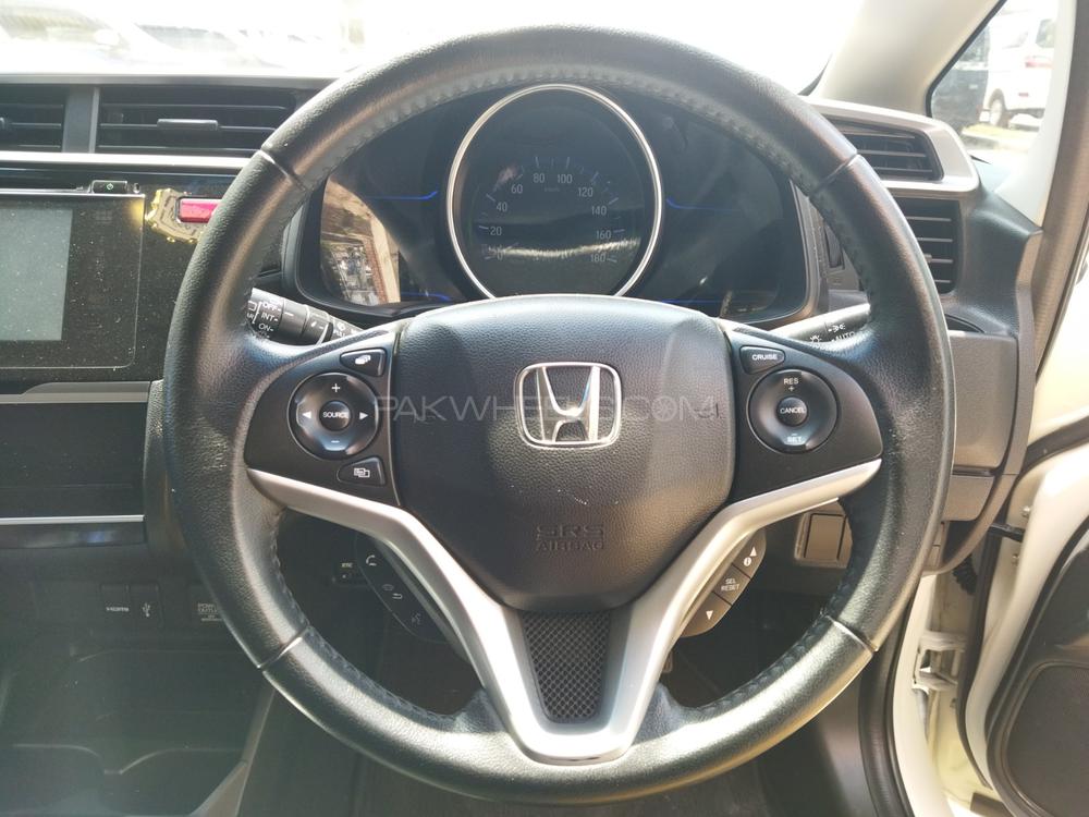 Honda Fit 2014 for Sale in Gujranwala Honda Fit 2014 for Sale in Gujranwala Image-6