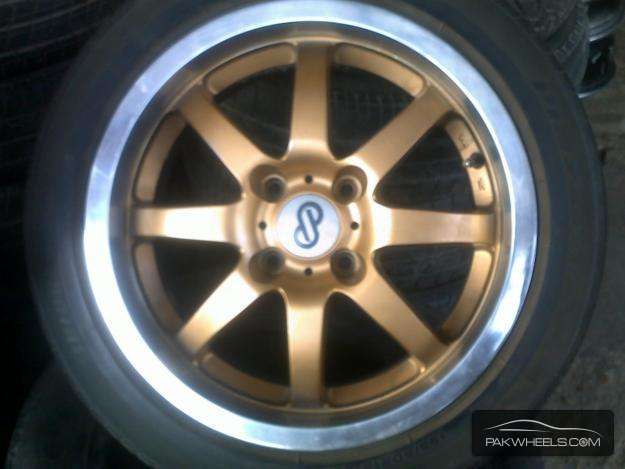 15'Inch Tyres and Rims For Sale Image-1