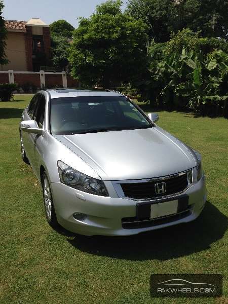 Honda Accord 2008 for Sale in Lahore Image-1
