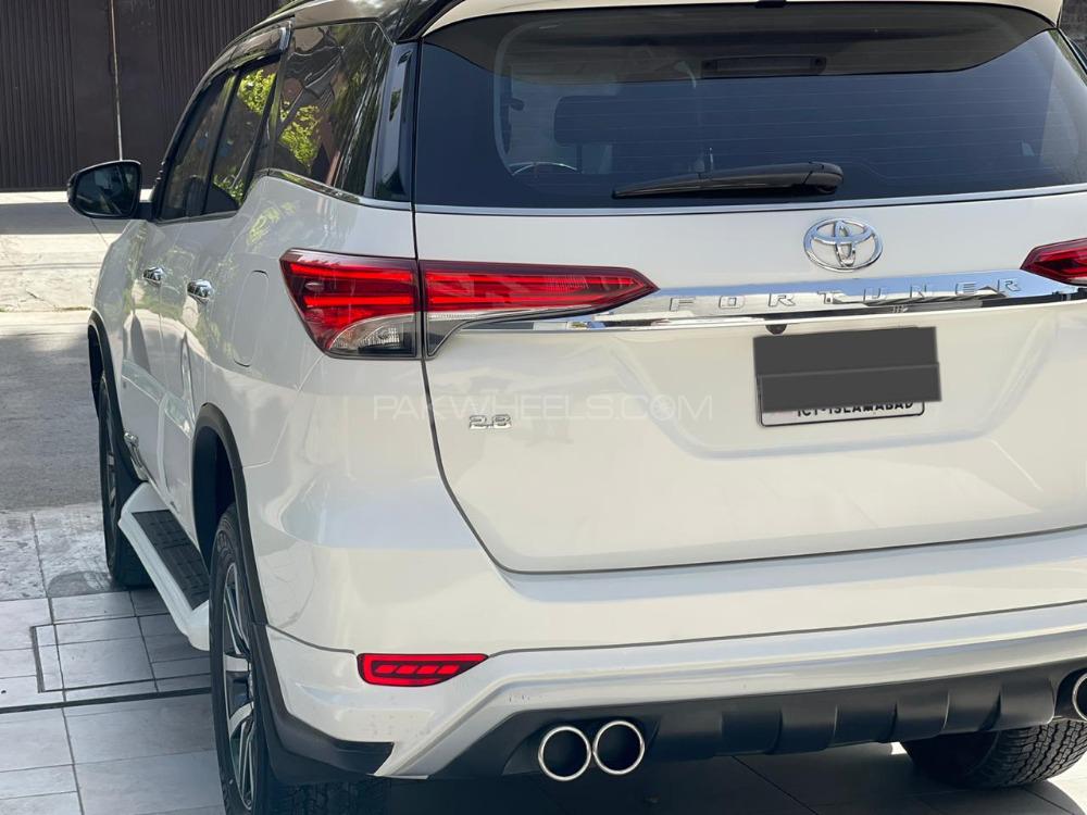 Toyota Fortuner 2018 for Sale in Sialkot Toyota Fortuner 2018 for Sale in Sialkot Image-8